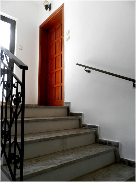 Florian Flat Complex Apartment Превеза Екстериор снимка